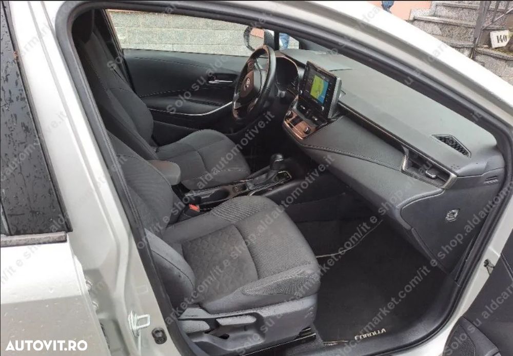 Toyota Corolla 1.8 Hybrid Touring Sports Business Edition - 7