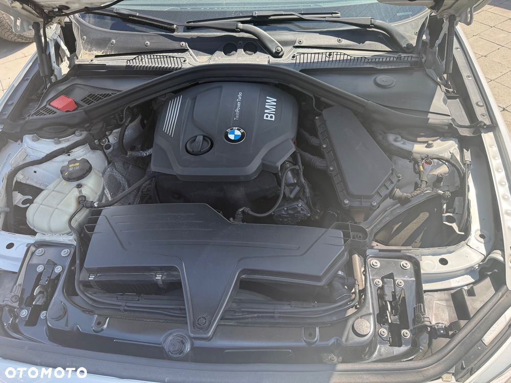 BMW Seria 1 116d - 12