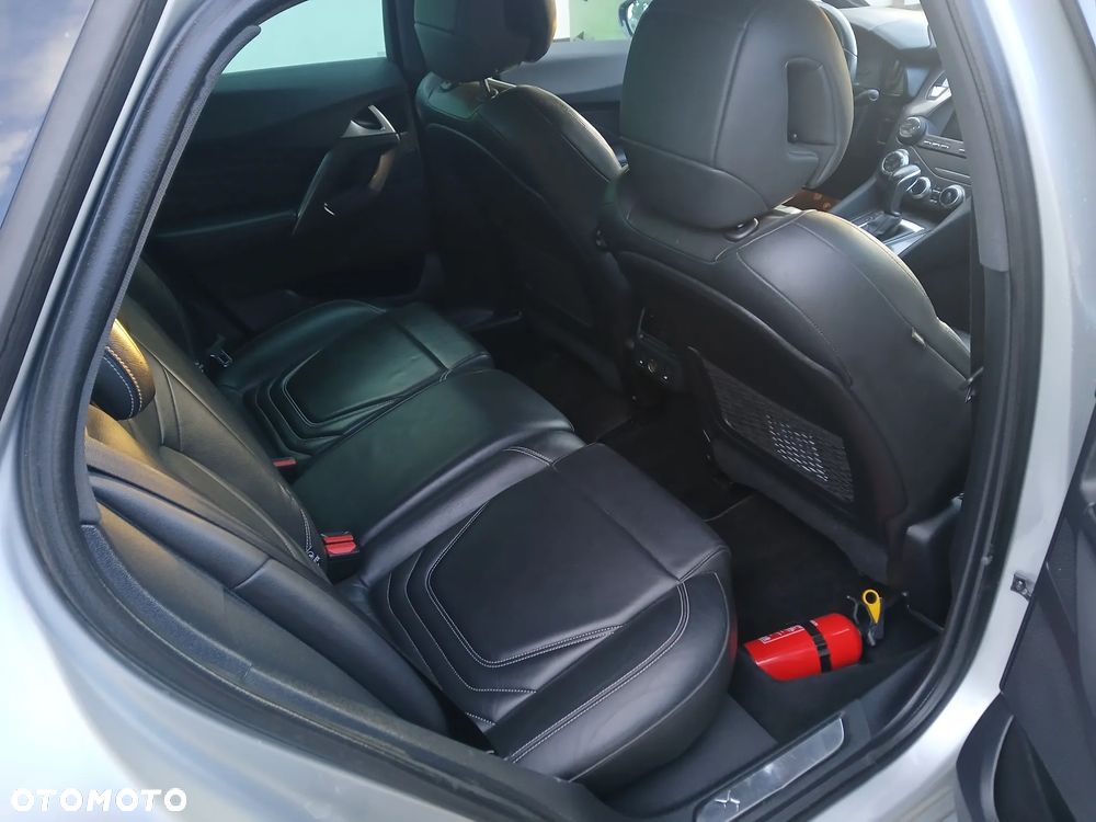 DS Automobiles DS 5 - 10