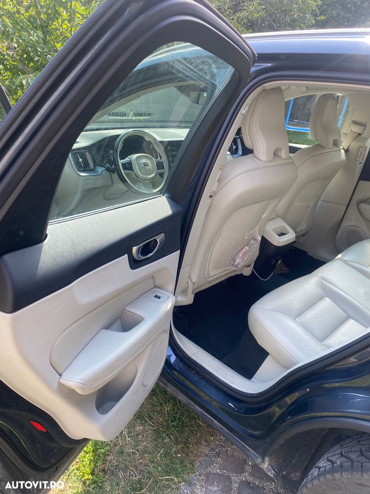 VOLVO XC60 2020 — imagine 17