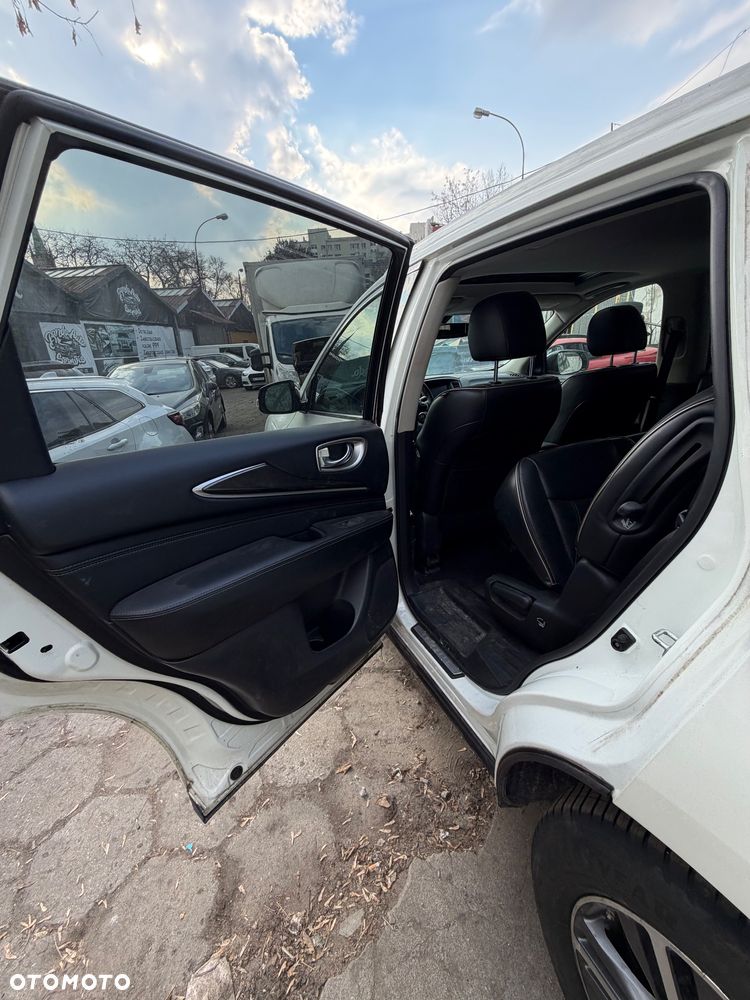 Infiniti QX60 - 17