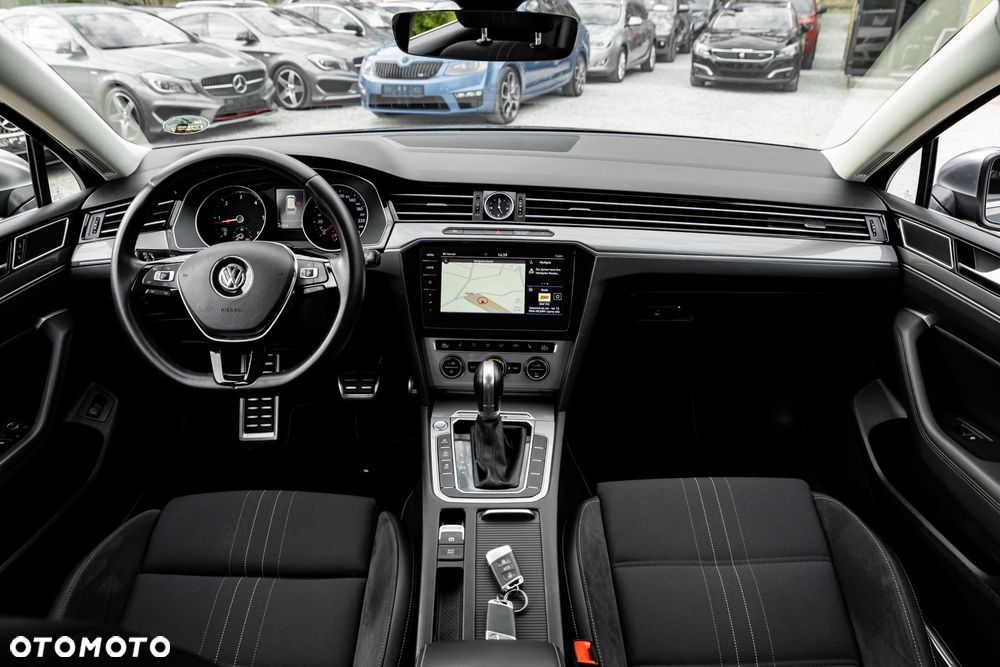 Volkswagen Passat Alltrack 2.0 TDI SCR 4Motion DSG (BMT) - 27