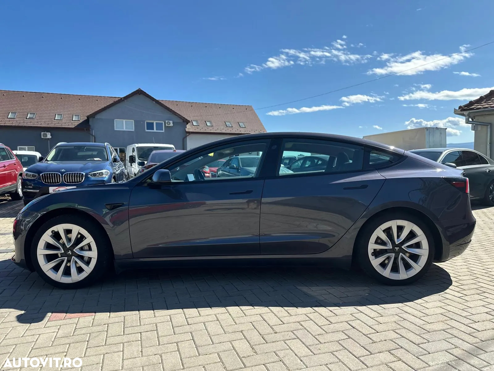 Tesla Model 3 Langstreckenbatterie Allradantrieb Dual Motor - 11