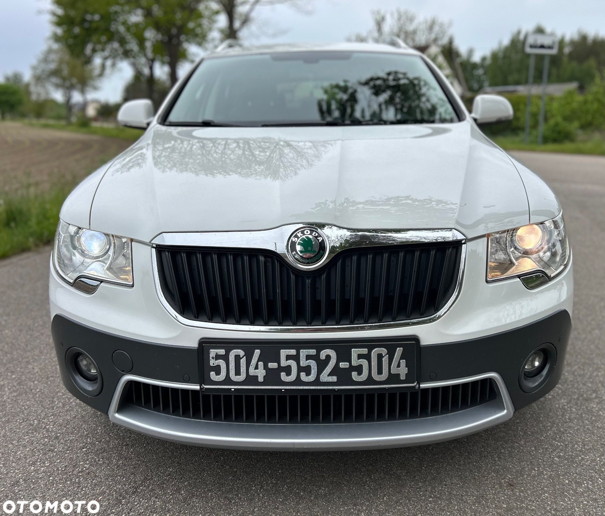 Skoda Superb Combi 2.0 TDI 4x4 DSG AllDrive - 12