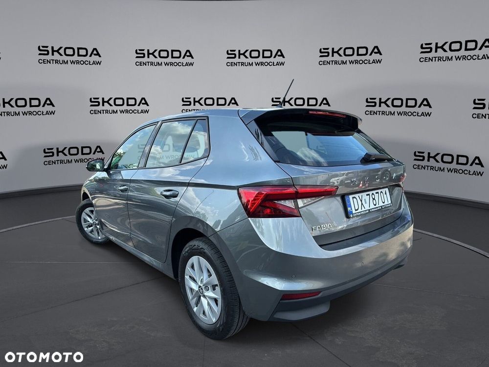 Skoda Fabia - 10