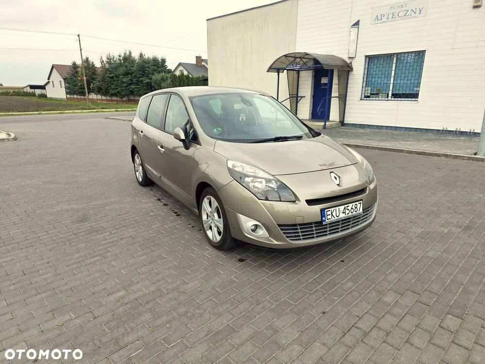 Renault Scenic - 18