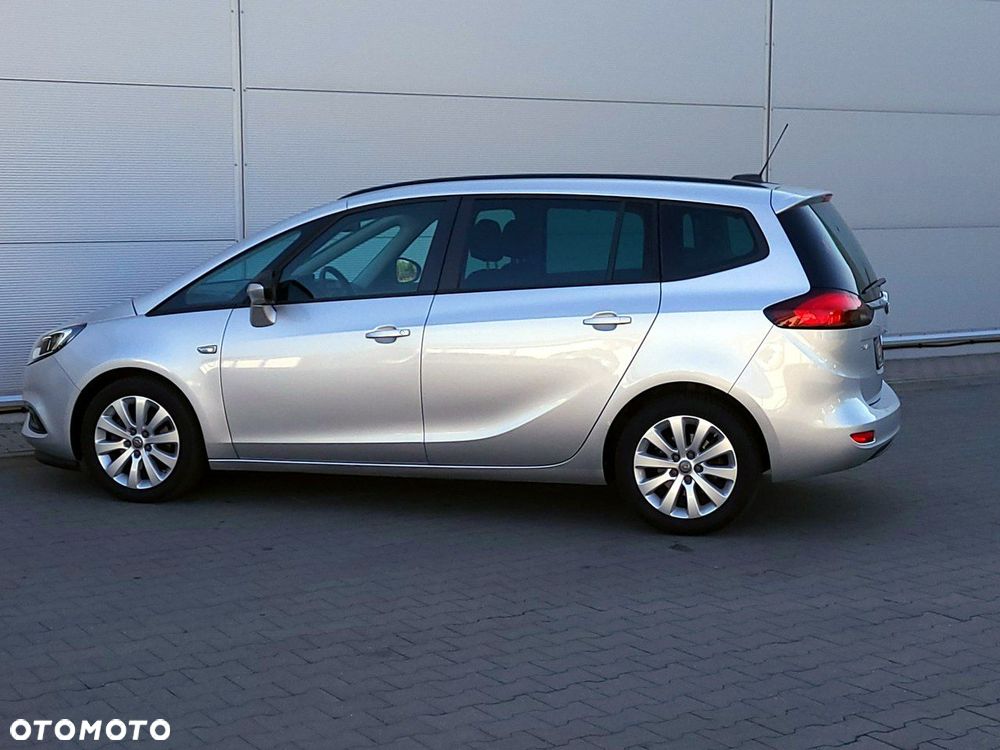 Opel Zafira - 9