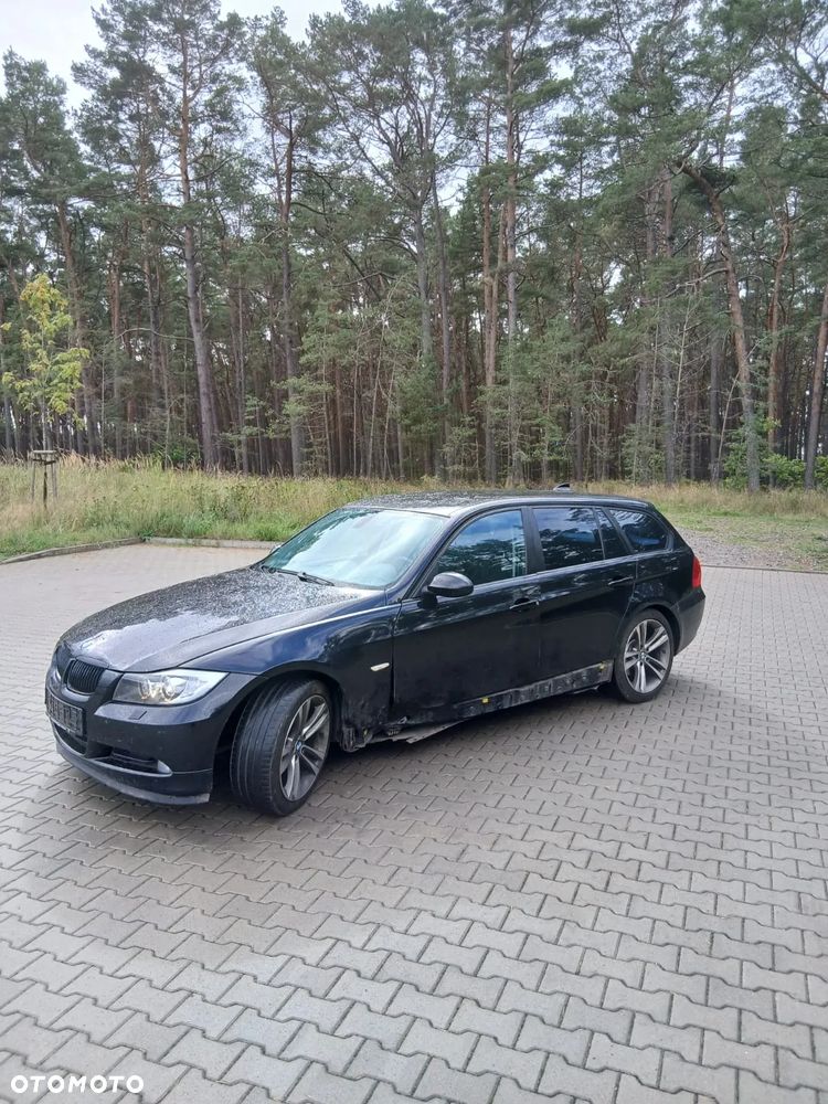 BMW Seria 3 320d DPF Efficient Dynamics Edition Edition Exclusive - 6