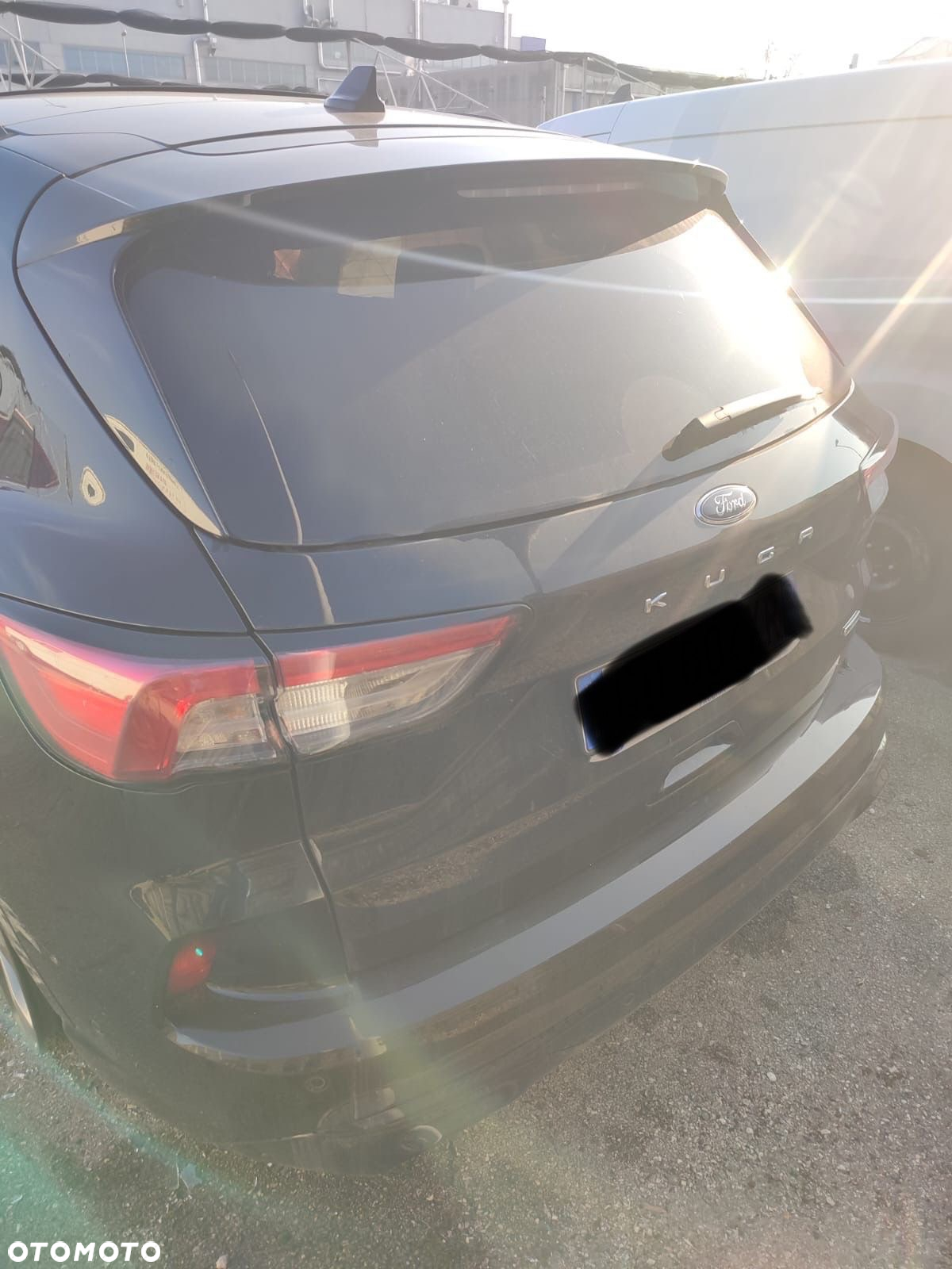 Ford Kuga 2.5 Duratec PHEV ST-LINE X - 11