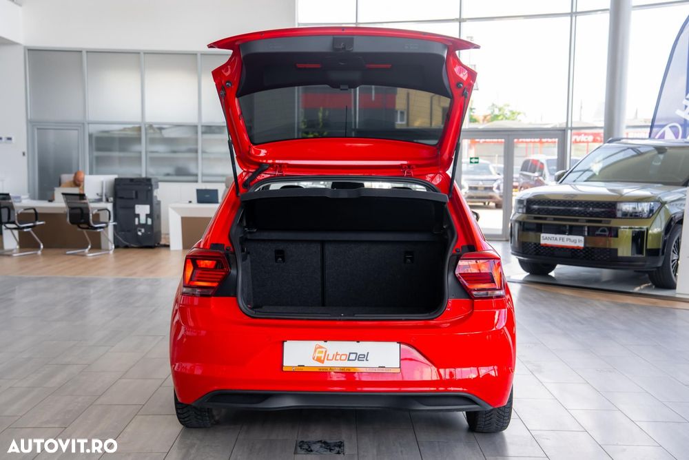 Volkswagen Polo - 11