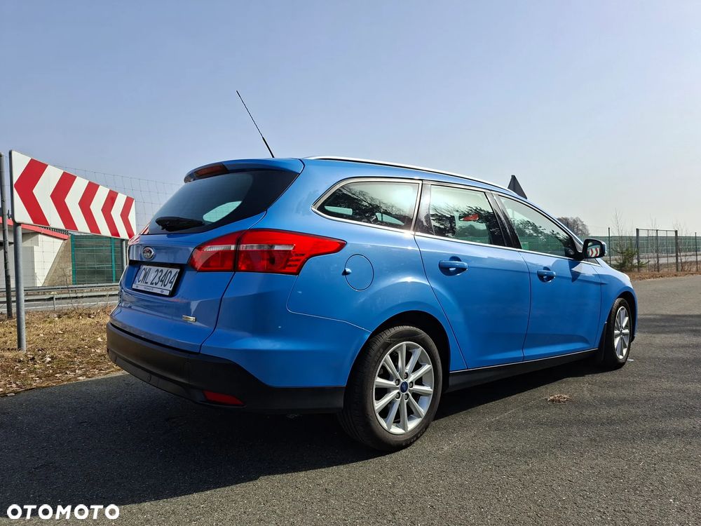 Ford Focus 1.0 EcoBoost Titanium - 5