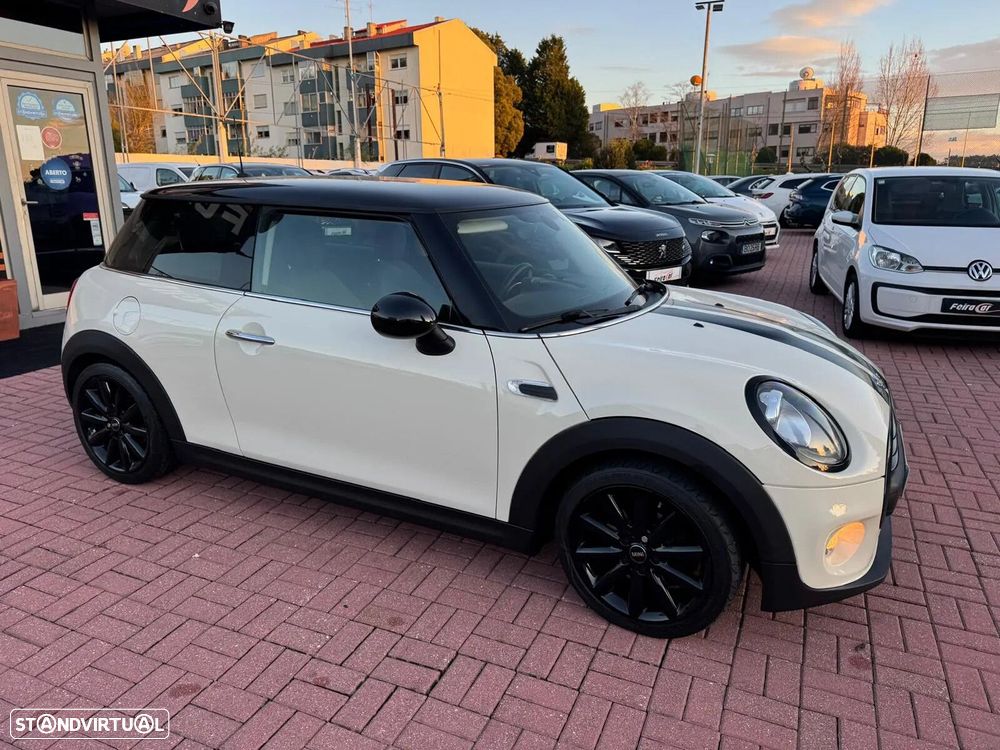 MINI 3 Portas One - 2