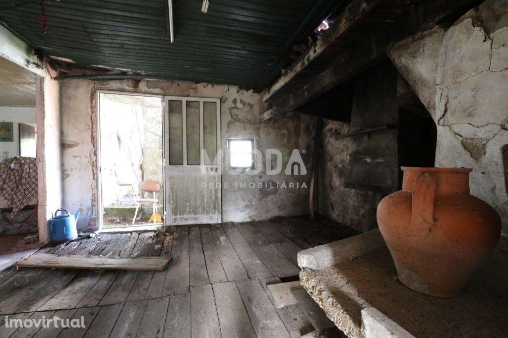 Casa de aldeia para recuperar - Grande imagem: 3/25