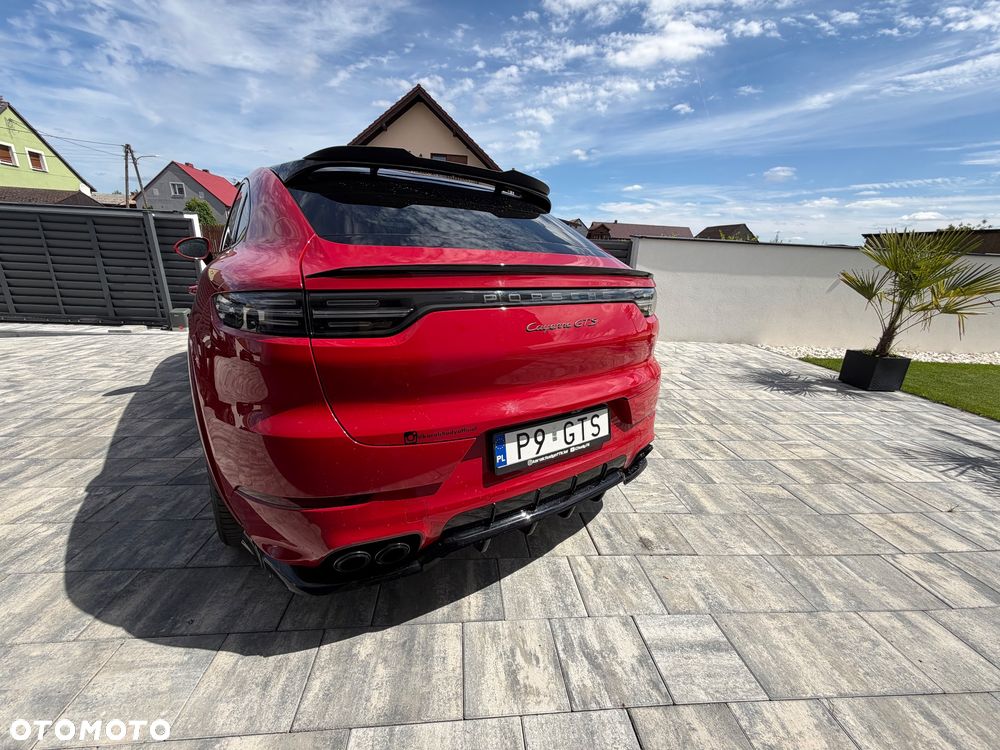 Porsche Cayenne - 2