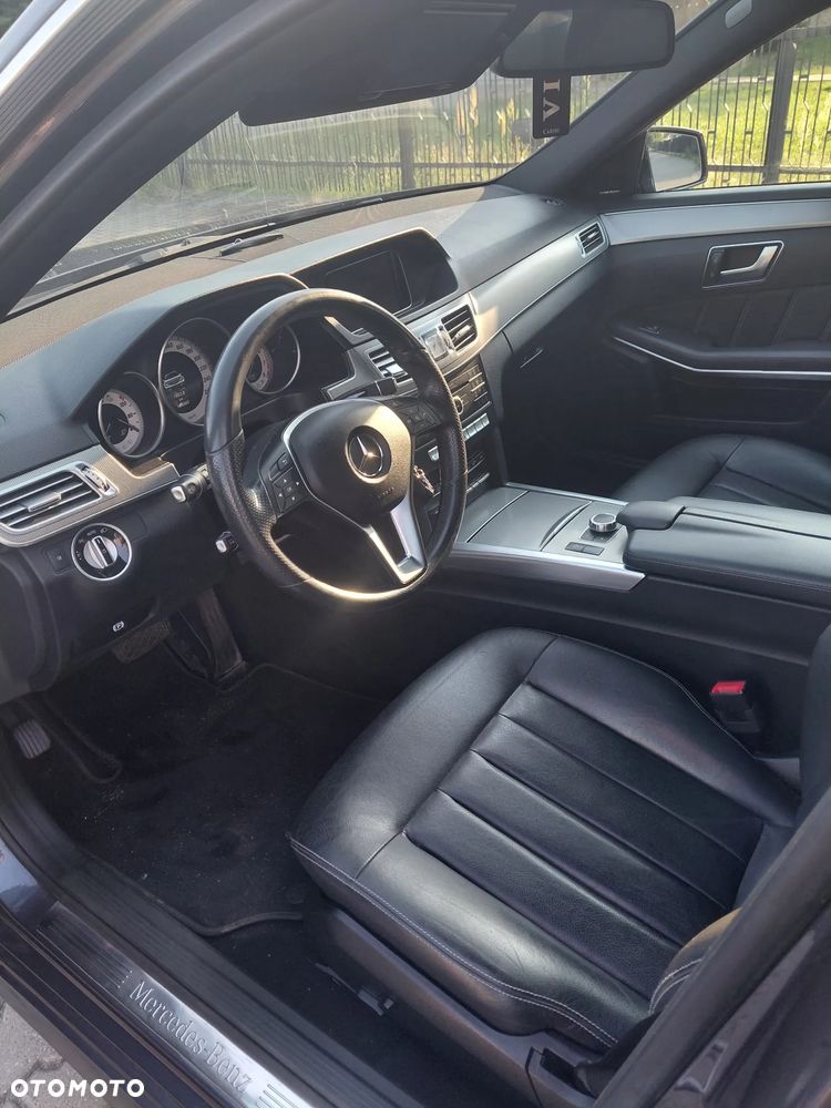 Mercedes-Benz Klasa E 400 4Matic 7G-TRONIC Elegance - 6