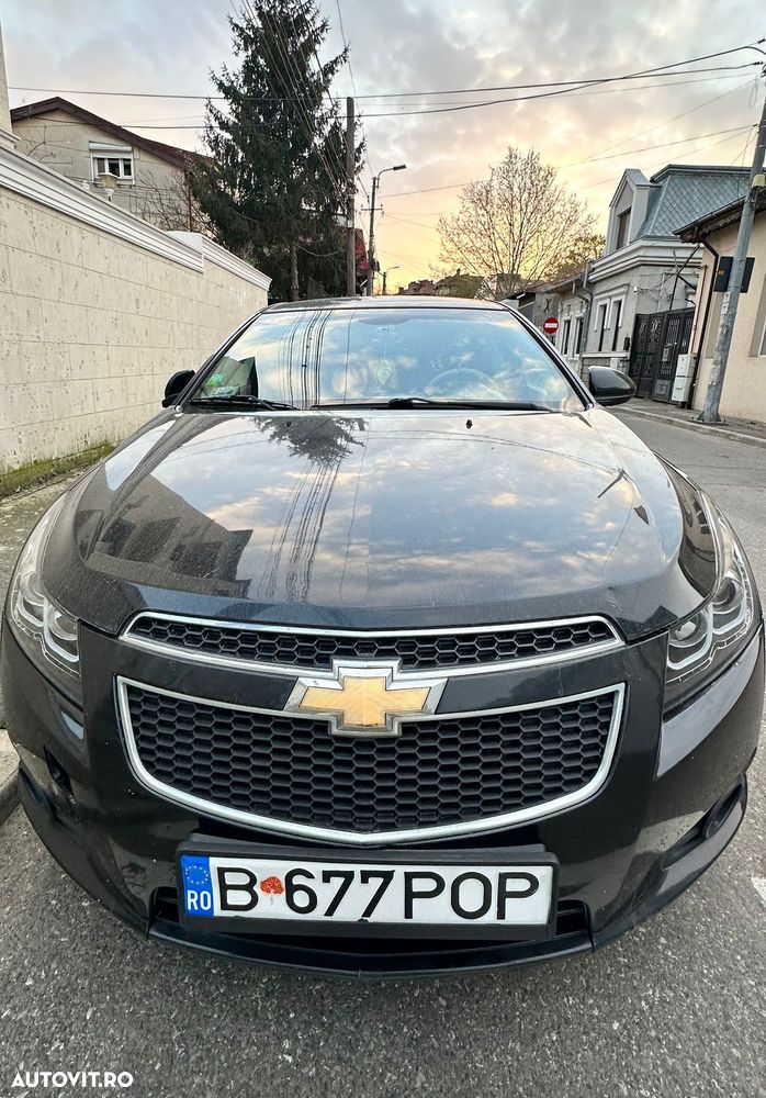 Chevrolet Cruze 1.8 DOHC LT - 2