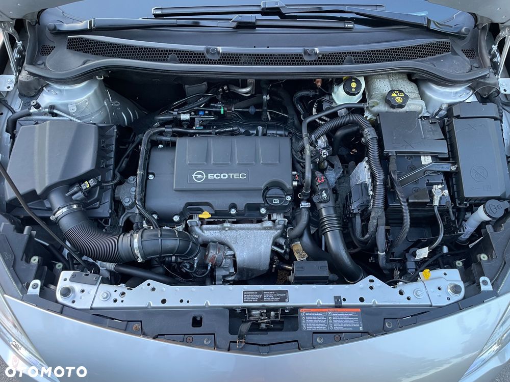 Opel Astra 1.4 Turbo Selection - 23