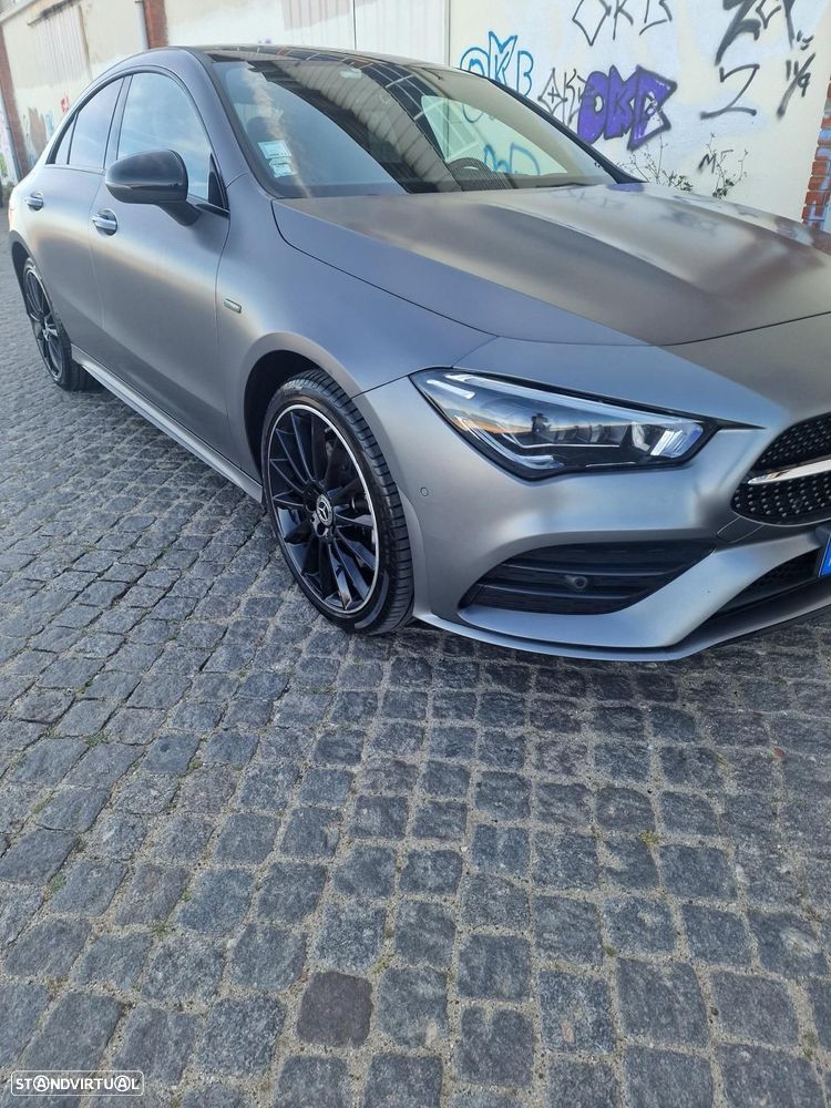 Mercedes-Benz CLA 250 e 8G-DCT AMG Line - 14