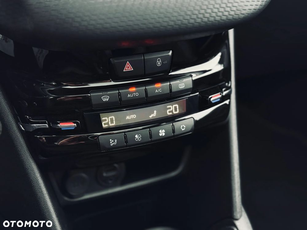 Peugeot 208 PureTech 110 Stop & Start Allure - 33