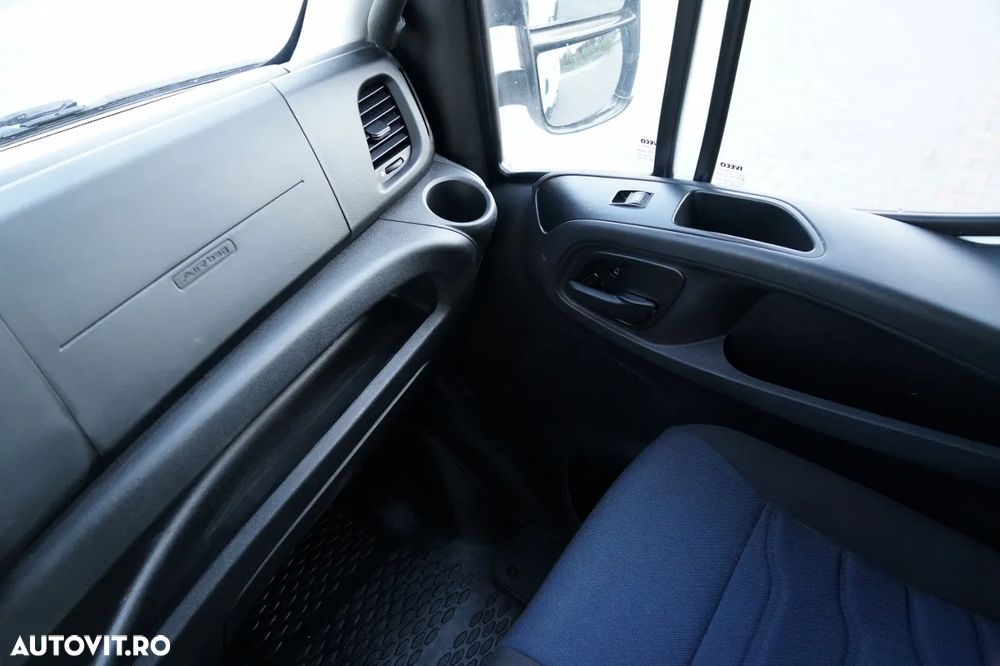 Iveco DAILY 70-180 / BASCULATOR SPATE 2.8 M / MASĂ NETĂ: 7.0 T / DUBLU / BLOCARE PUNȚI - 32