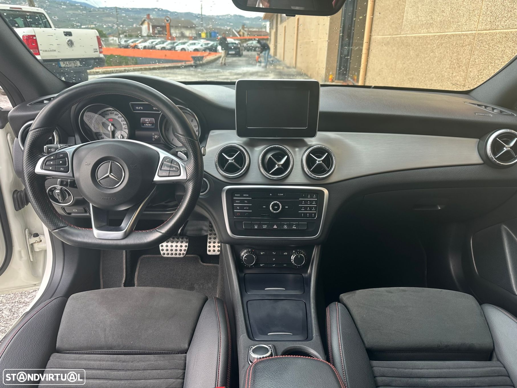 Mercedes-Benz CLA 200 - 8