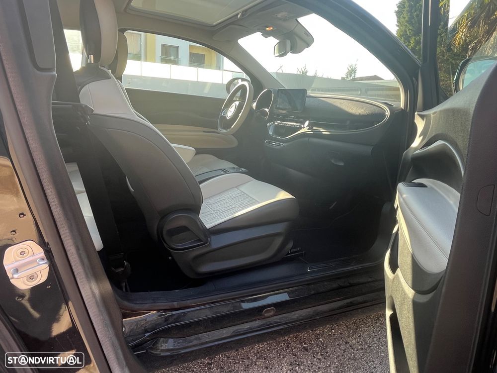 Fiat 500e 3 + 1 La Prima by Bocelli - 11