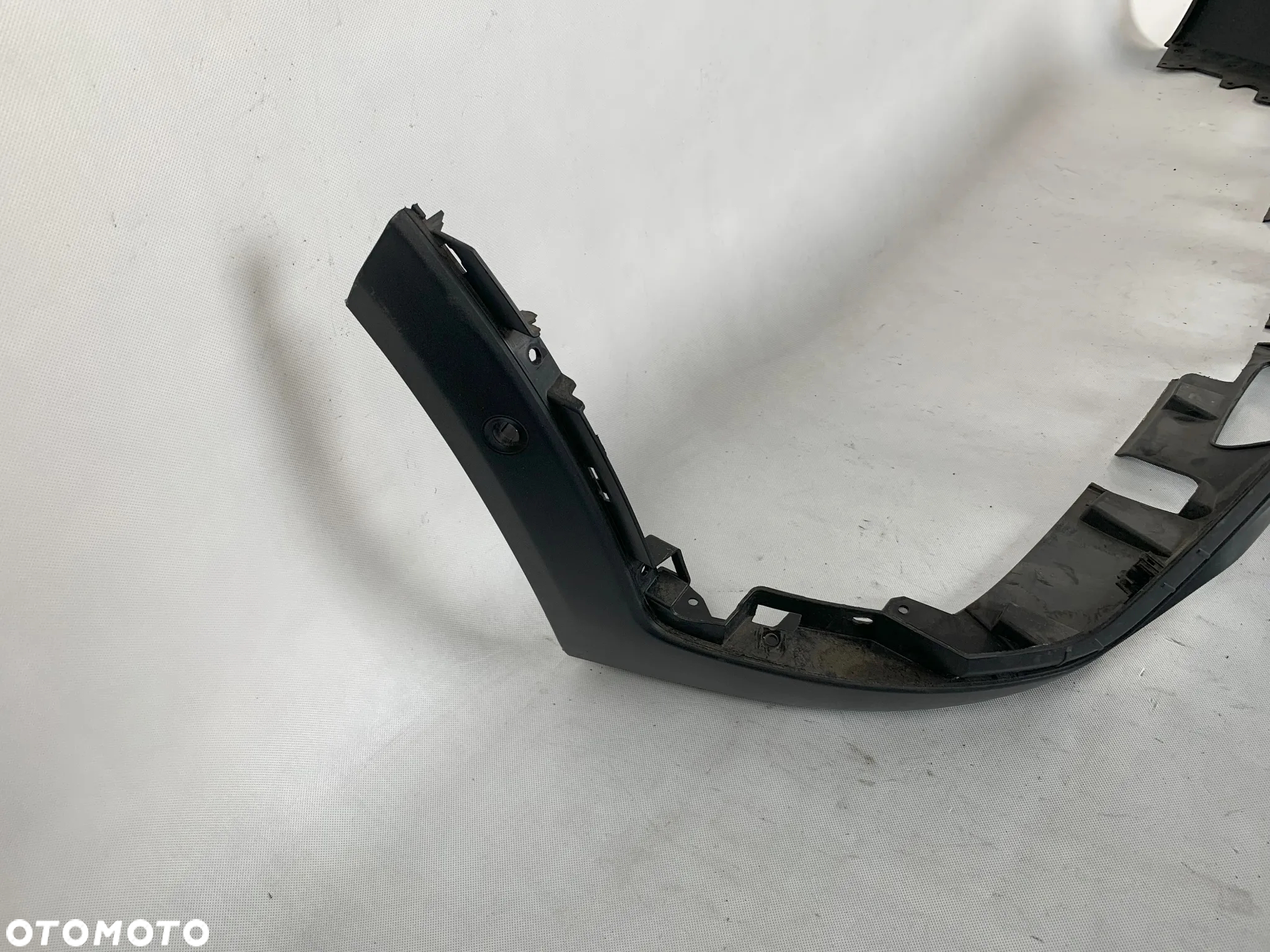 Kia X Ceed 19r PDC Spoiler zderzak tyl tylny 2019 - 2