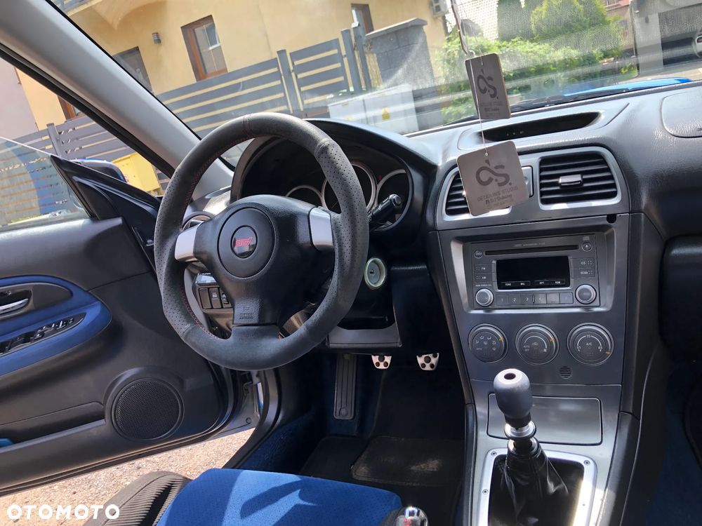 Subaru Impreza 2.5 STI - 12