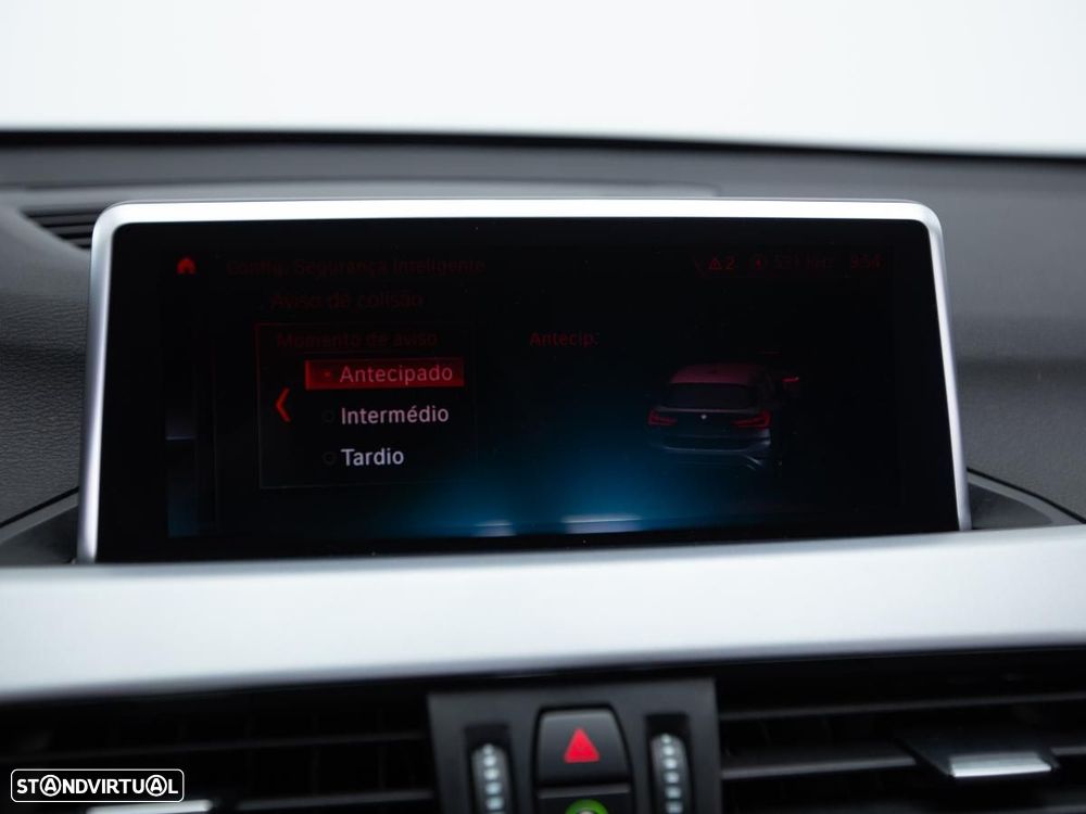 BMW X1 16 d sDrive Auto - 28