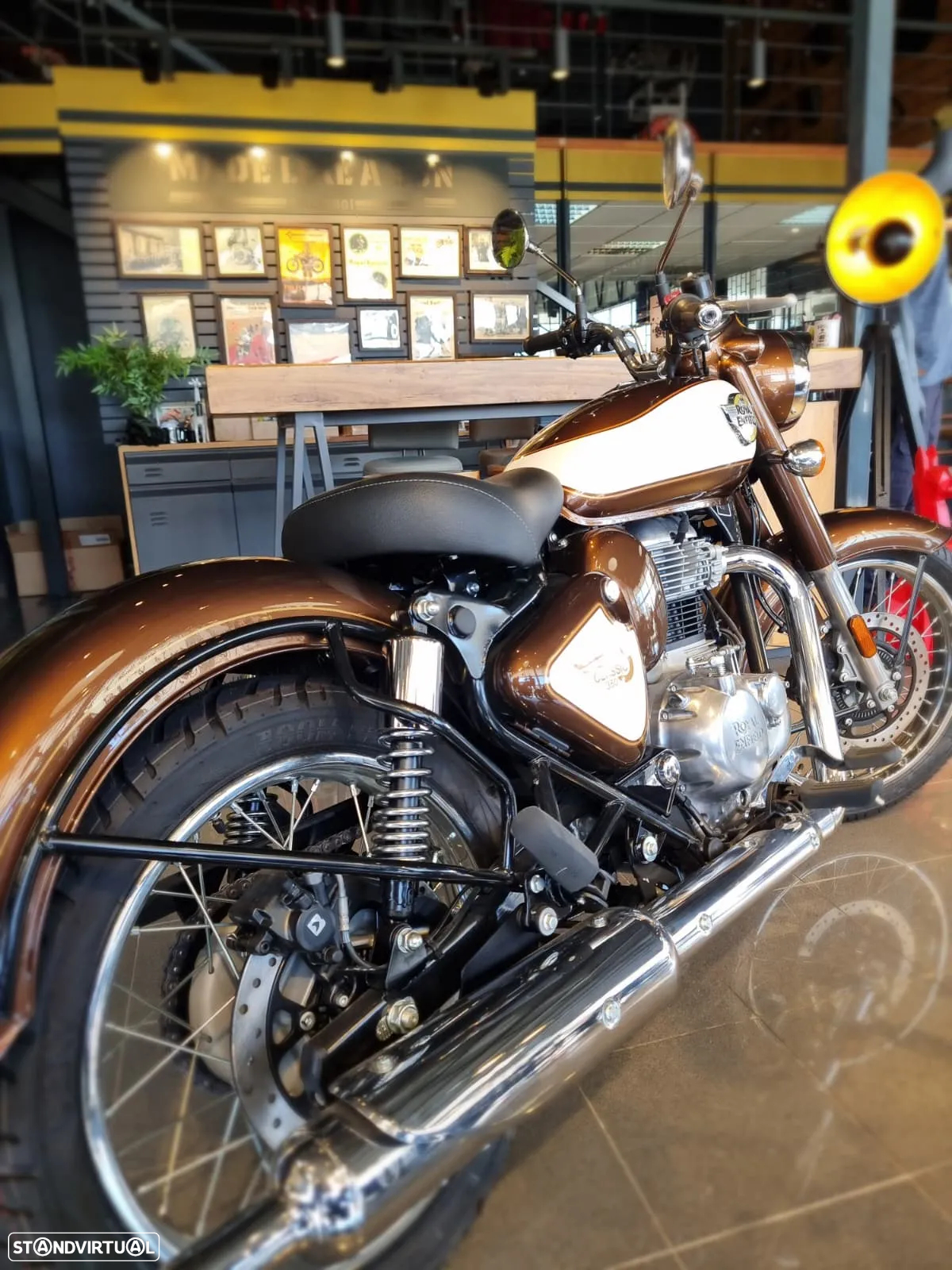 Royal Enfield Classic - 5
