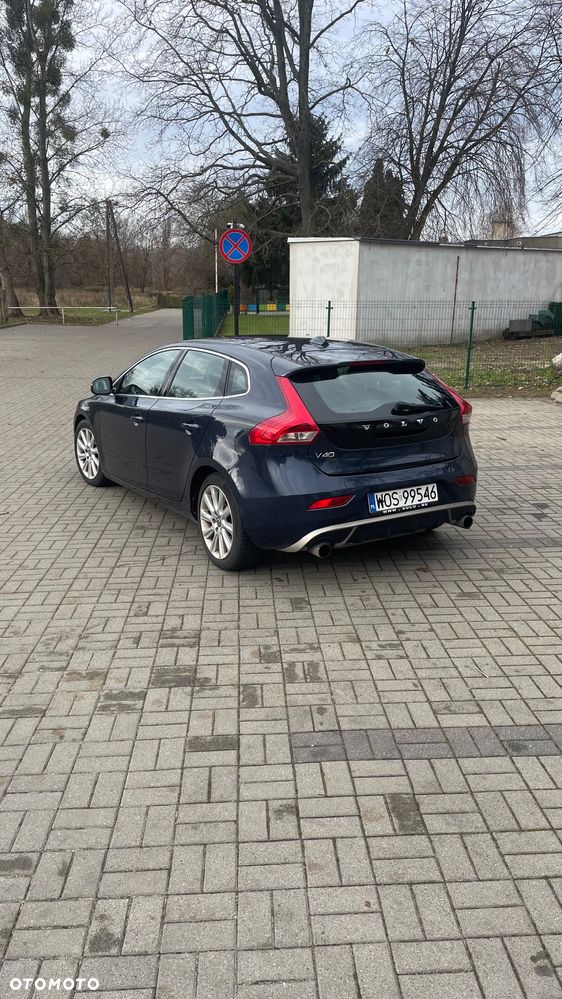 Volvo V40 D2 R Design - 7