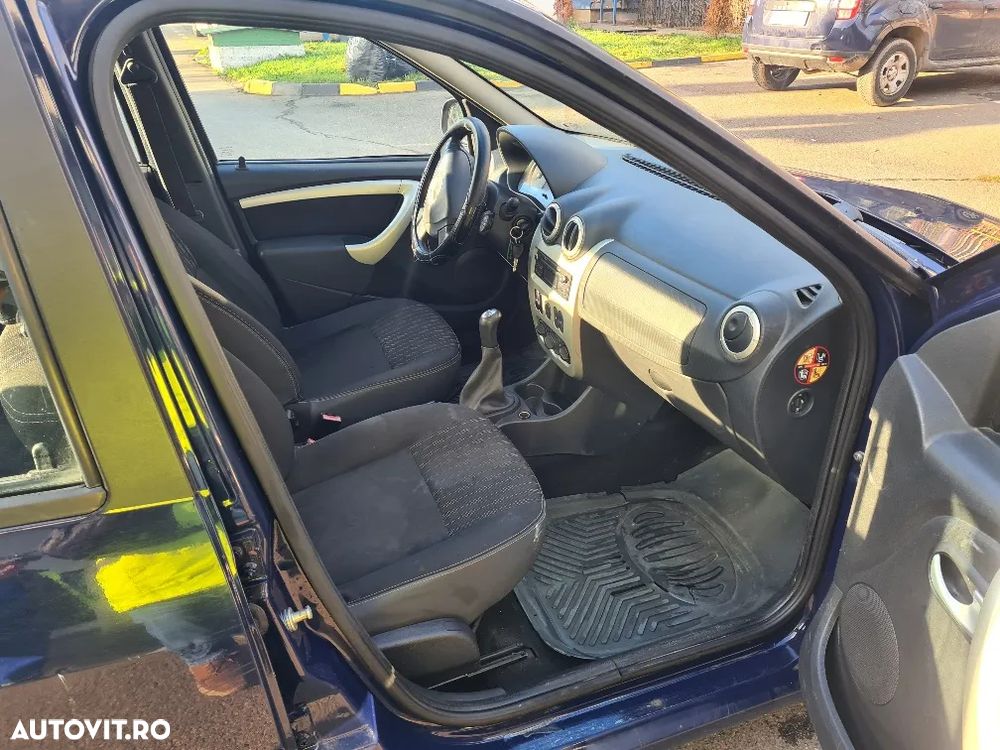 Dacia Logan 1.5 75CP Laureate - 11