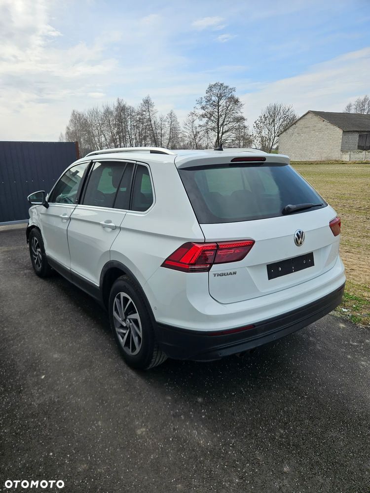 Volkswagen Tiguan 2.0 TDI SCR (BlueMotion Technology) Comfortline - 5