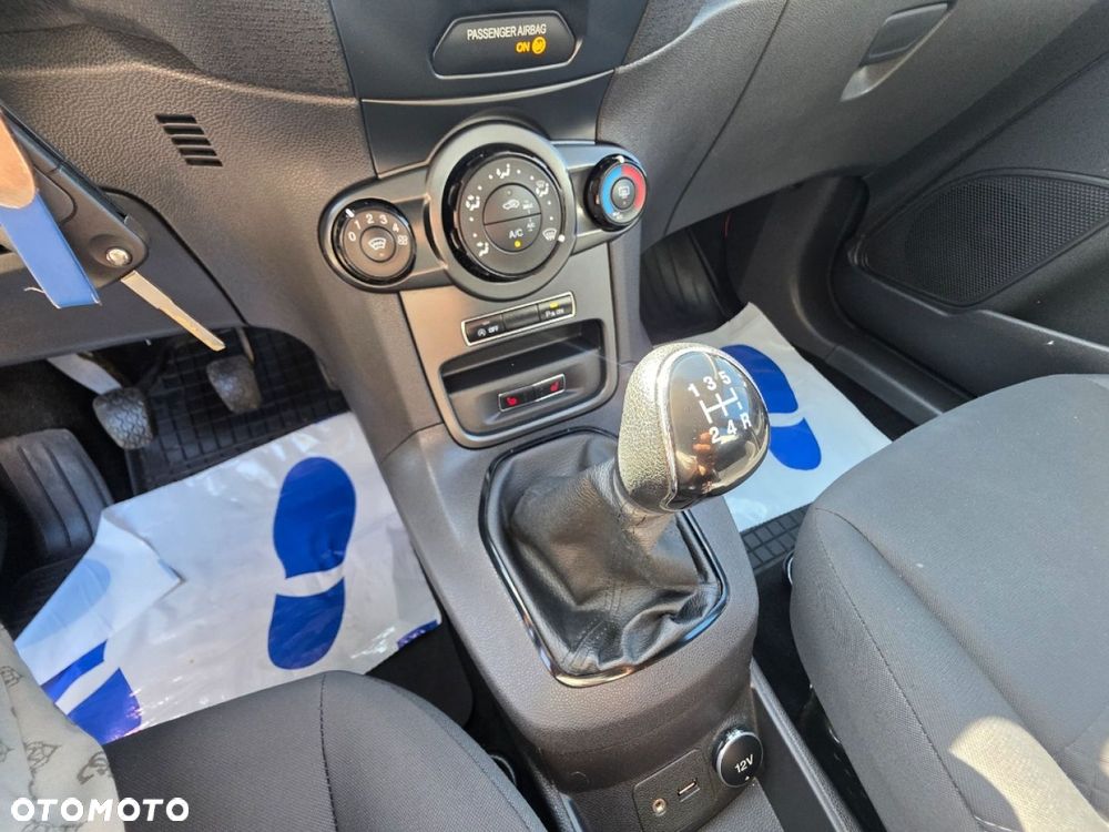 Ford Fiesta - 17