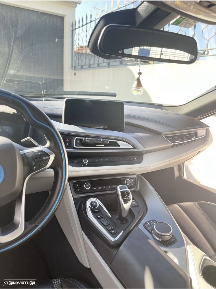 BMW i8 - 9