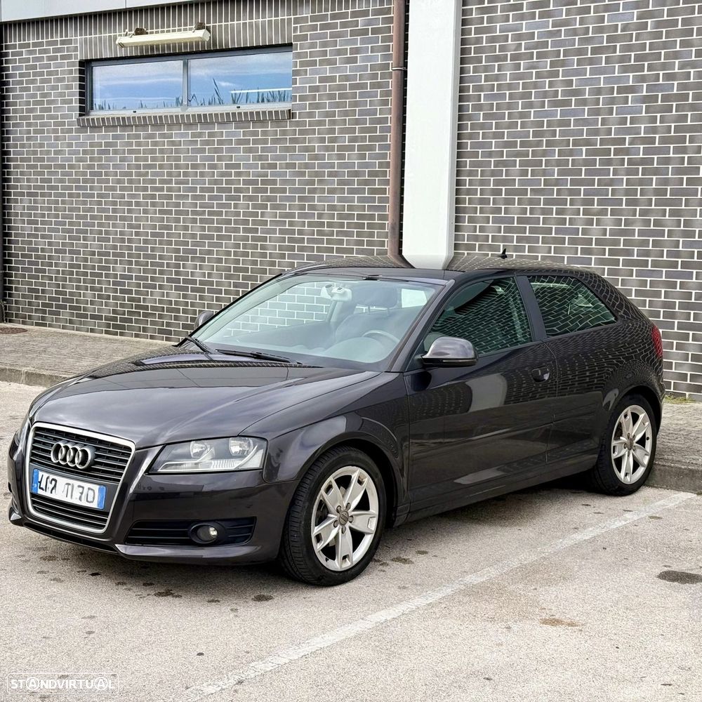 Audi A3 1.6 TDI S-line - 1