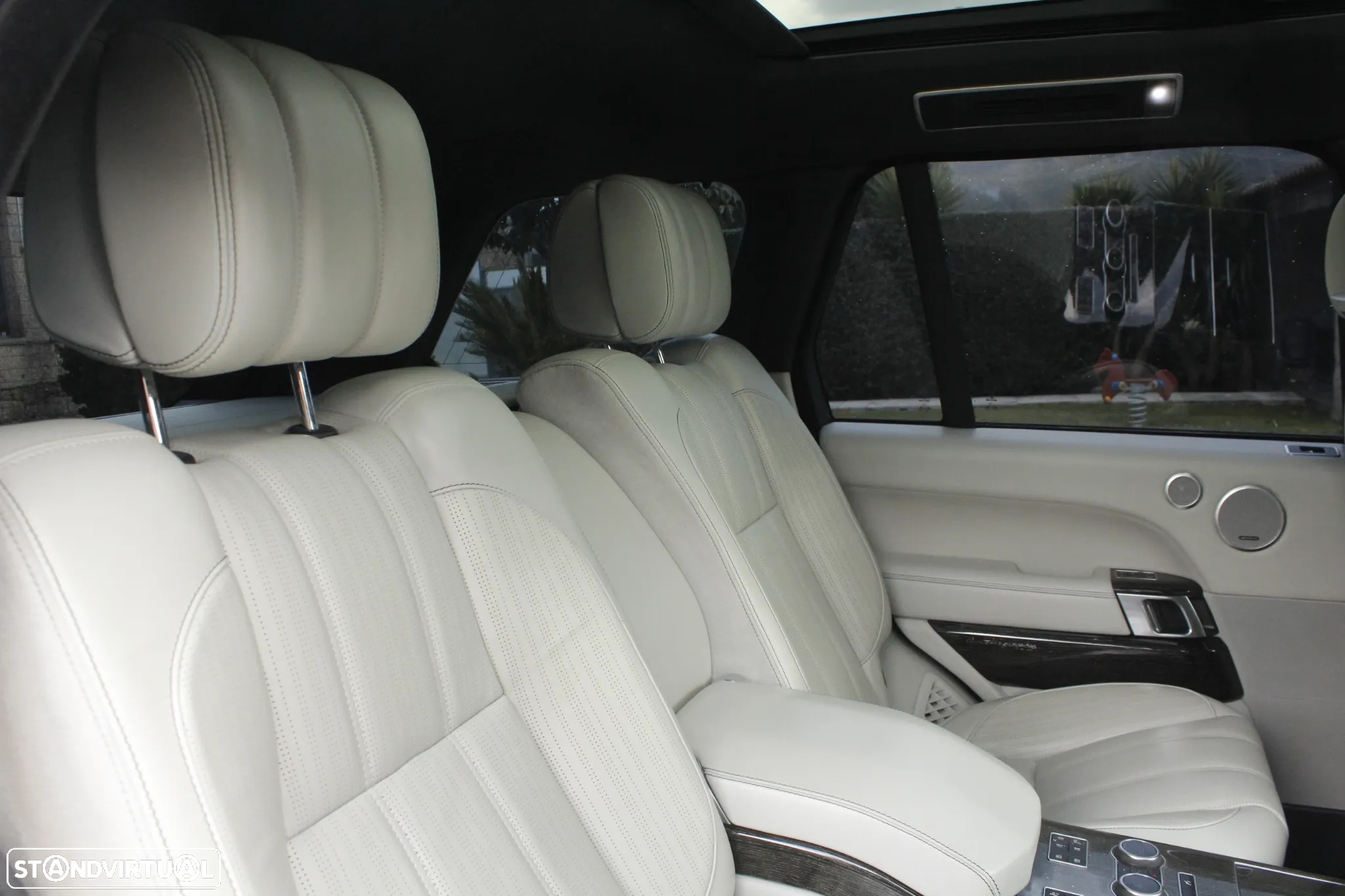 Land Rover Range Rover 4.4 SDV8 Autobiography - 22