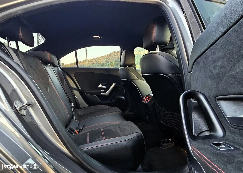 Mercedes-Benz A 250 Limousine e 8G-DCT AMG Line - 8