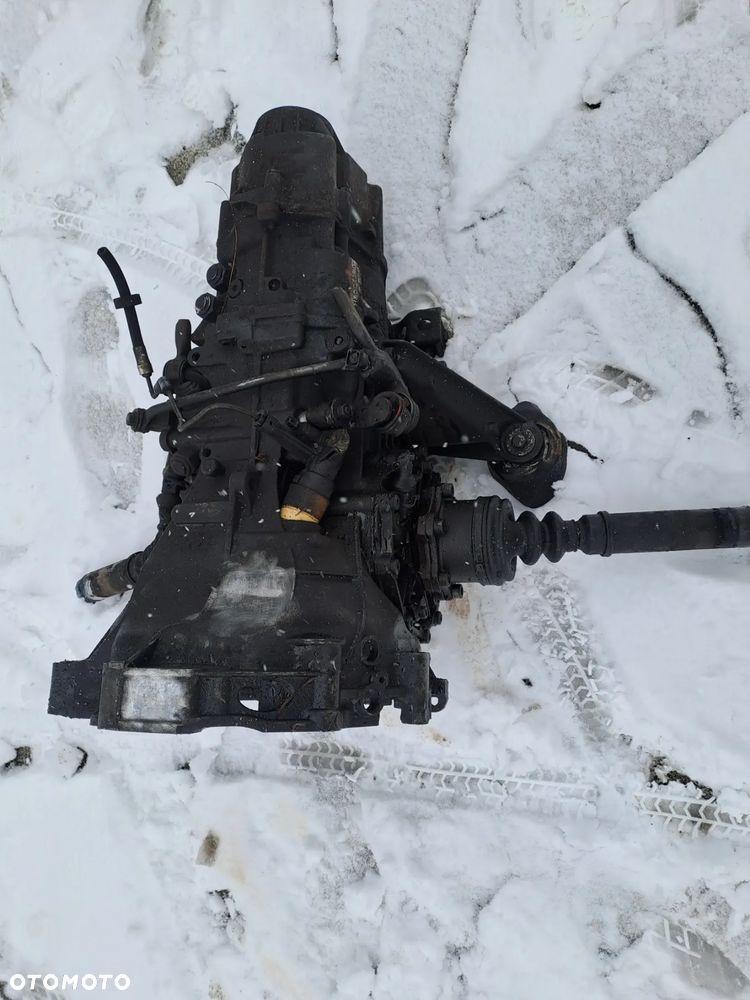 Audi A6 C5 1.9 TDi 130KM AWX skrzynia 6-biegowa 8150070803 - 2