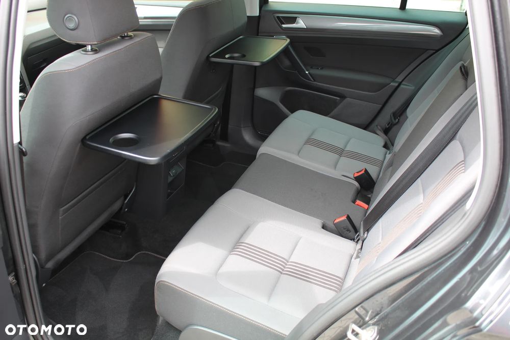 Volkswagen Golf Sportsvan - 17