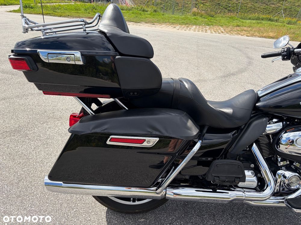 Harley-Davidson FLH Electra Glide - 10
