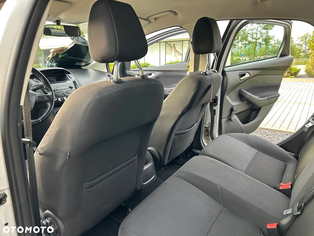 Ford Focus 1.5 TDCi Trend - 11
