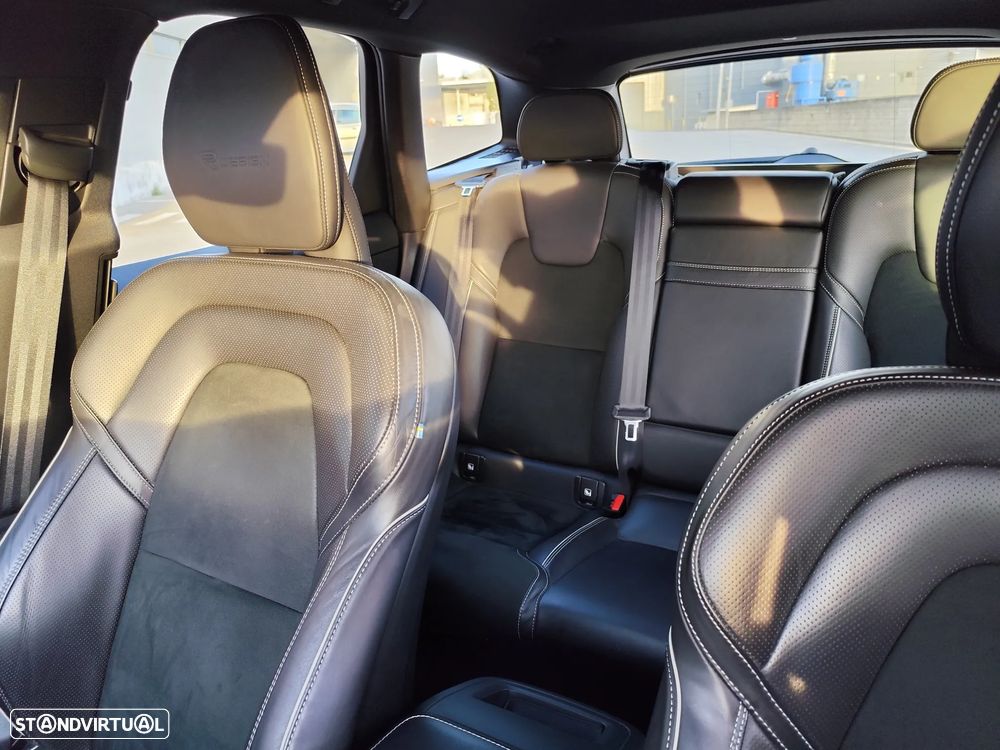 Volvo XC 60 2.0 D4 R-Design Geartronic - 11