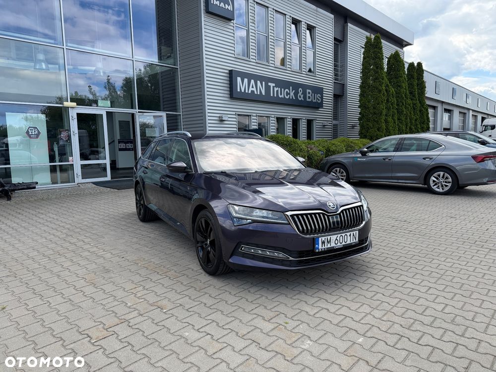 Skoda Superb 2.0 TDI SCR Style DSG - 4