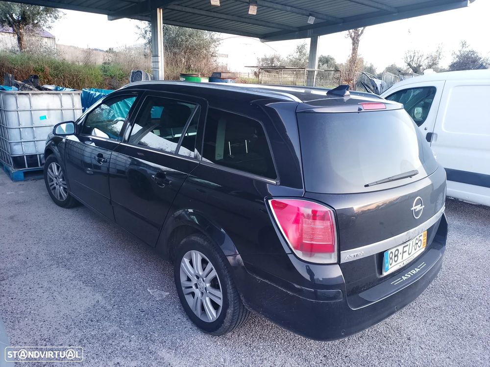 Opel Astra Caravan 1.7 CDTi Cosmo Plus - 3