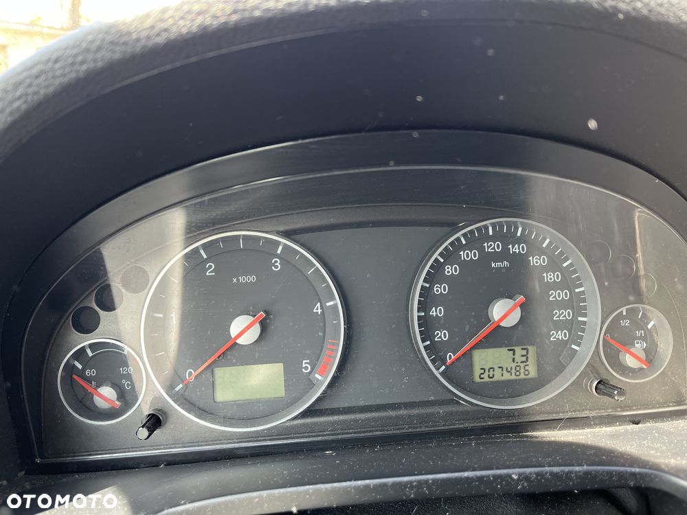 Ford Mondeo 2.2 TDCi Ghia - 8