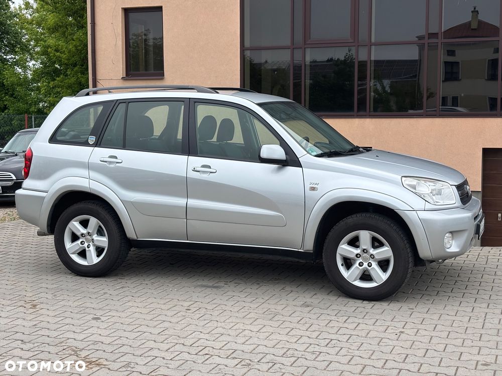 Toyota RAV4 2.0 VVT-i 4x4 - 14