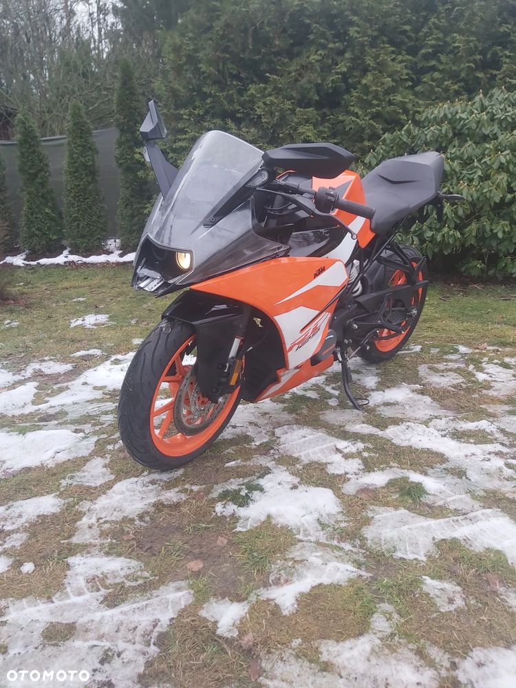 KTM RC 125 - 15