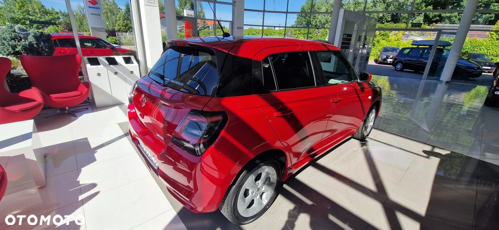 Suzuki Swift 1.2 Dualjet SHVS Premium Plus - 5