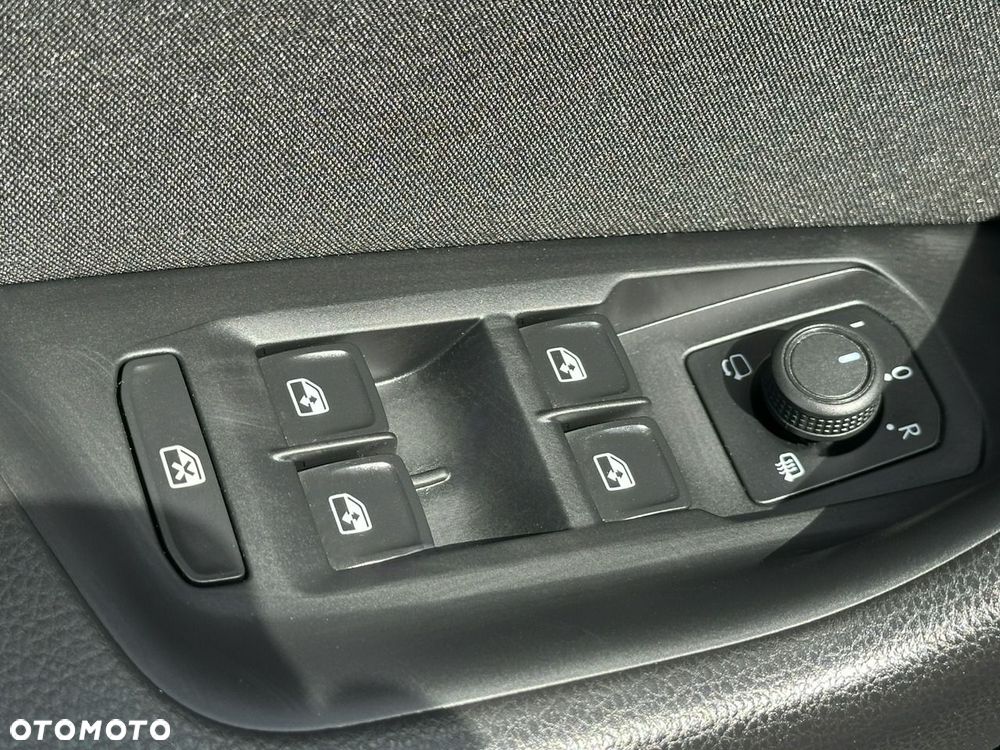 Volkswagen Passat Variant 2.0 TDI BMT Comfortline DSG - 28